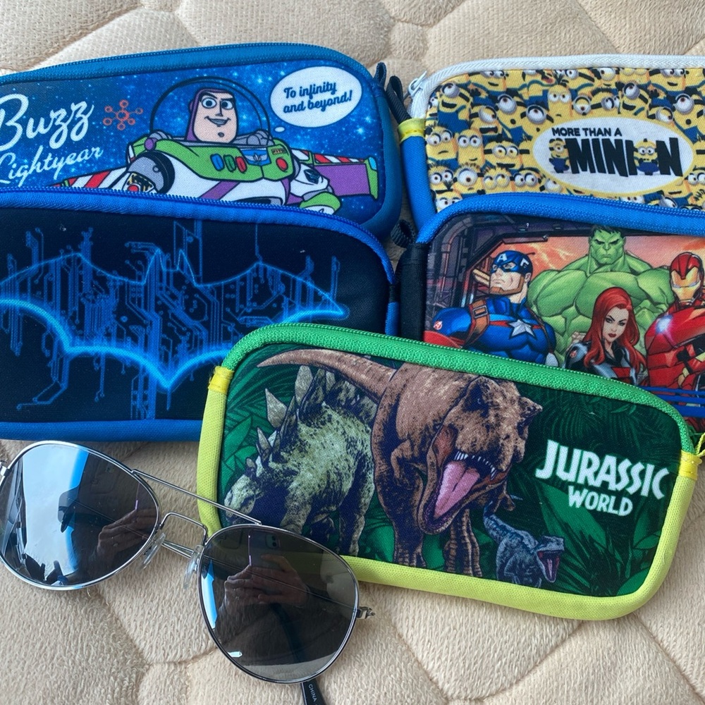 Kids Boys Eyeglasses Case Lot Of 5 +‎ Sunglasses Buzz Minion avengers Batman